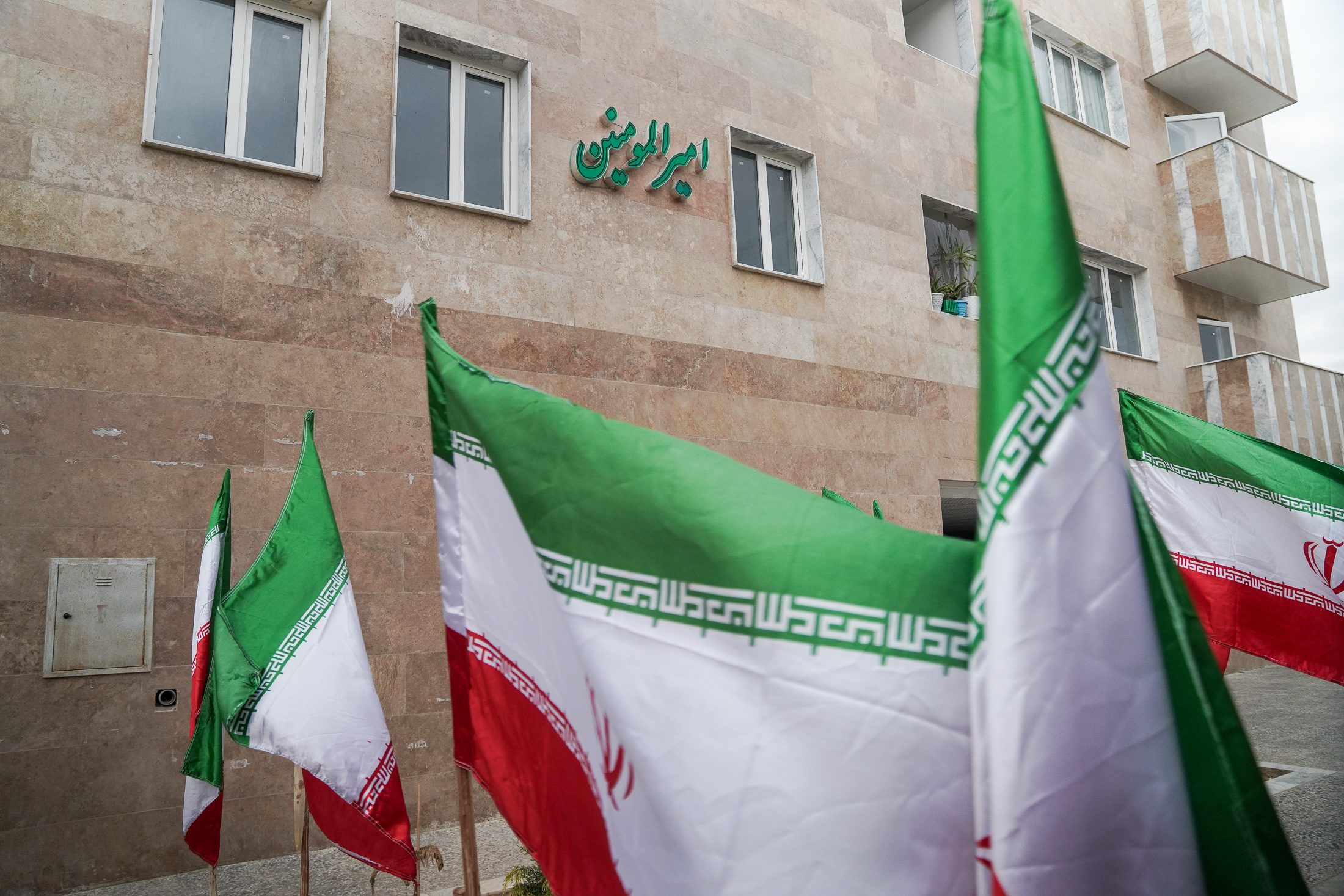 واگذاری 2087 واحد مسکن مددجویی در استان فارس در ارتباط تصویری با رئیس جمهور