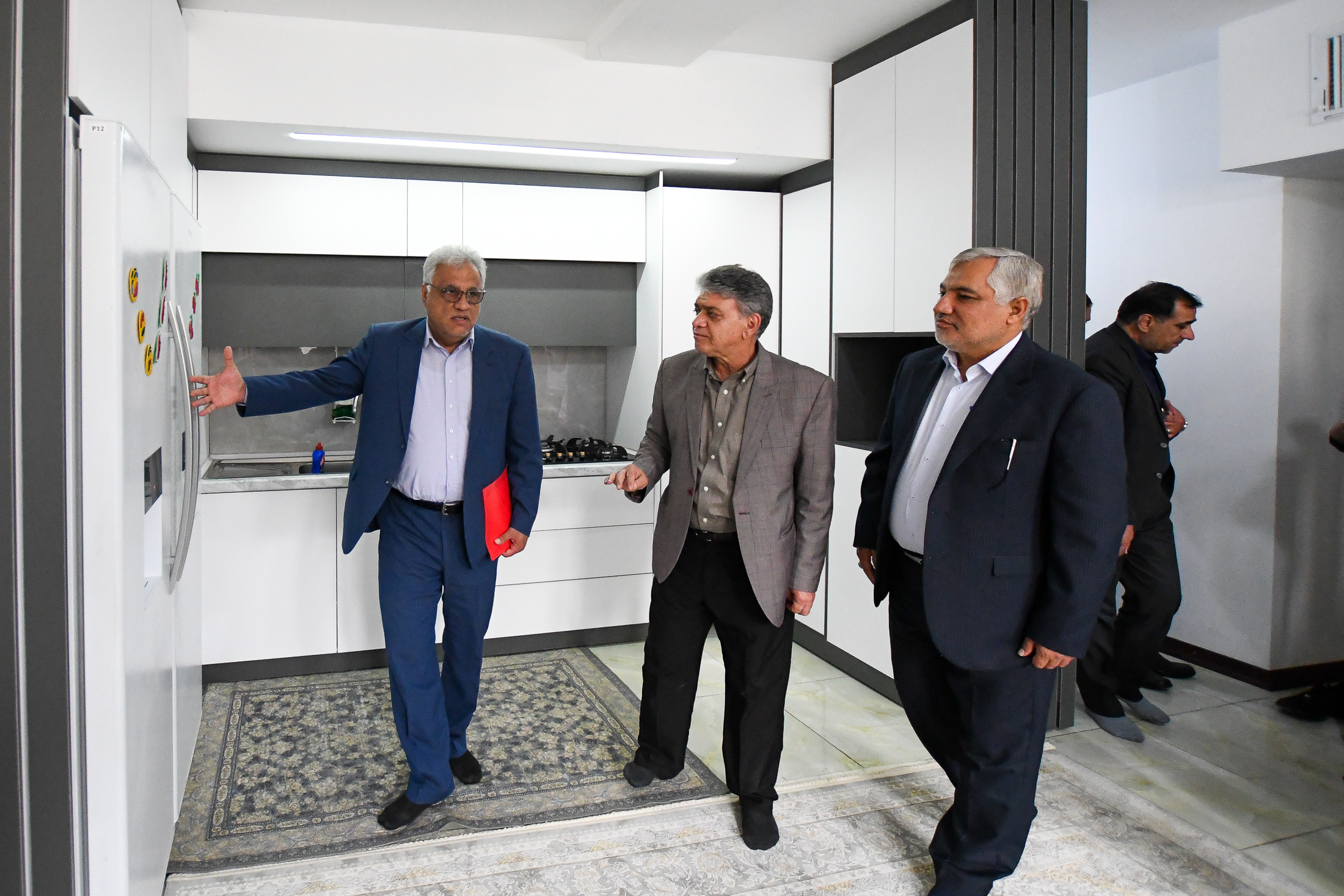 واگذاری 2087 واحد مسکن مددجویی در استان فارس در ارتباط تصویری با رئیس جمهور