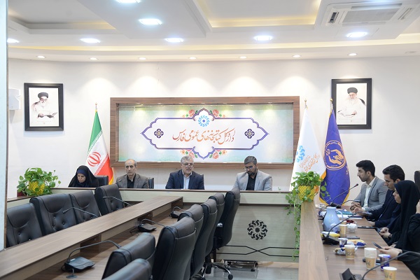 تفاهم نامه همکاری اداره کل کتابخانه های عمومی و کمیته امداد خمینی(ره) فارس منعقد شد 
