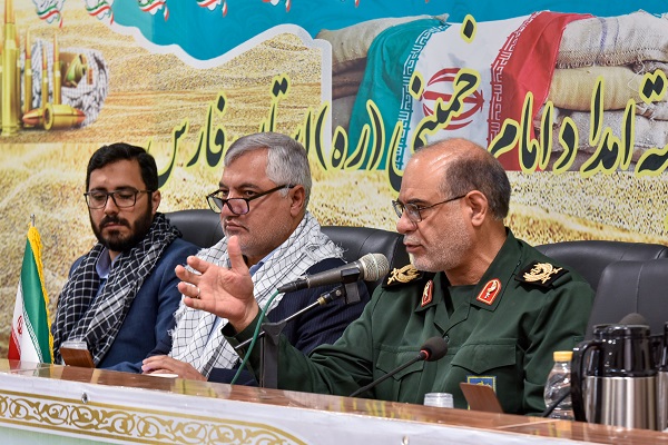 خدمترسانی به محرومان کم از ایثار و شهادت ندارد