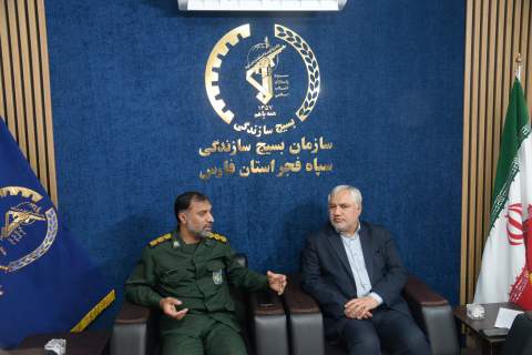 امضاءتفاهم‌نامه همکاری بین  کمیته امداد امام خمینی(ره) فارس و رئیس سازمان بسیج سازندگی فارس انجام شد
