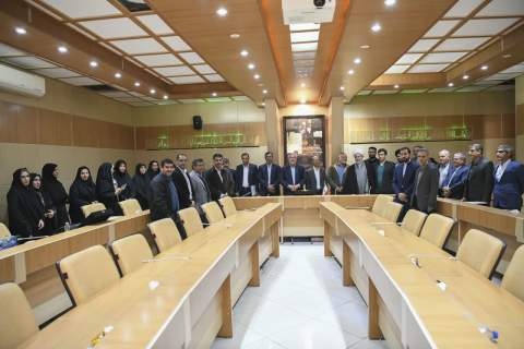 مراکز نیکوکاری و خیریه فارس یک نیاز سنجی واقعی از میزان فقری که در جامعه وجود دارند مشخص کنند.