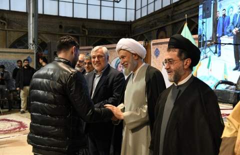 کمک ۳۲۰ میلیارد تومانی خیرین به فرزندان معنوی  کمیته امداد امام خمینی (ره)فارس 