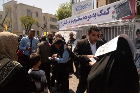 حضور مدیرکل و امدادگران کمیته امدادامام خمینی(ره)استان فارس در راهپیمایی با شکوه قدس