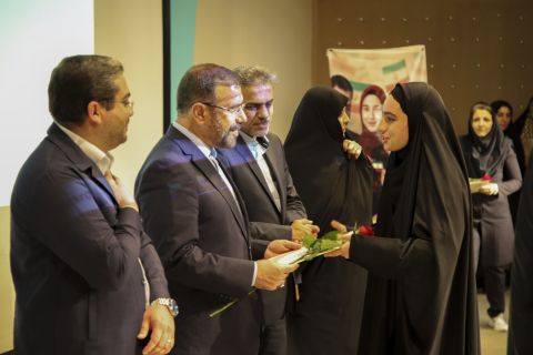 مراسم پویش ملی «دخترم، افتخار ایران» در شیراز برگزار شد