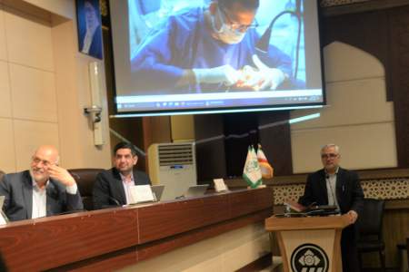 تسریع مجوز احداث اقامتگاه همراه بیمار در صحن شورای شیراز